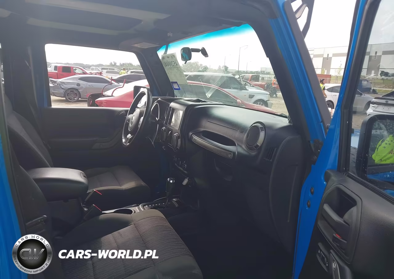 2011 Jeep Wrangler Unlimited Sport VIN:1J4BA3H11BL600915 - 5