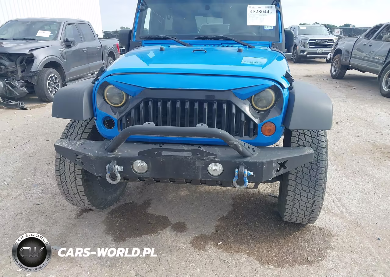 2011 Jeep Wrangler Unlimited Sport VIN:1J4BA3H11BL600915 - 6