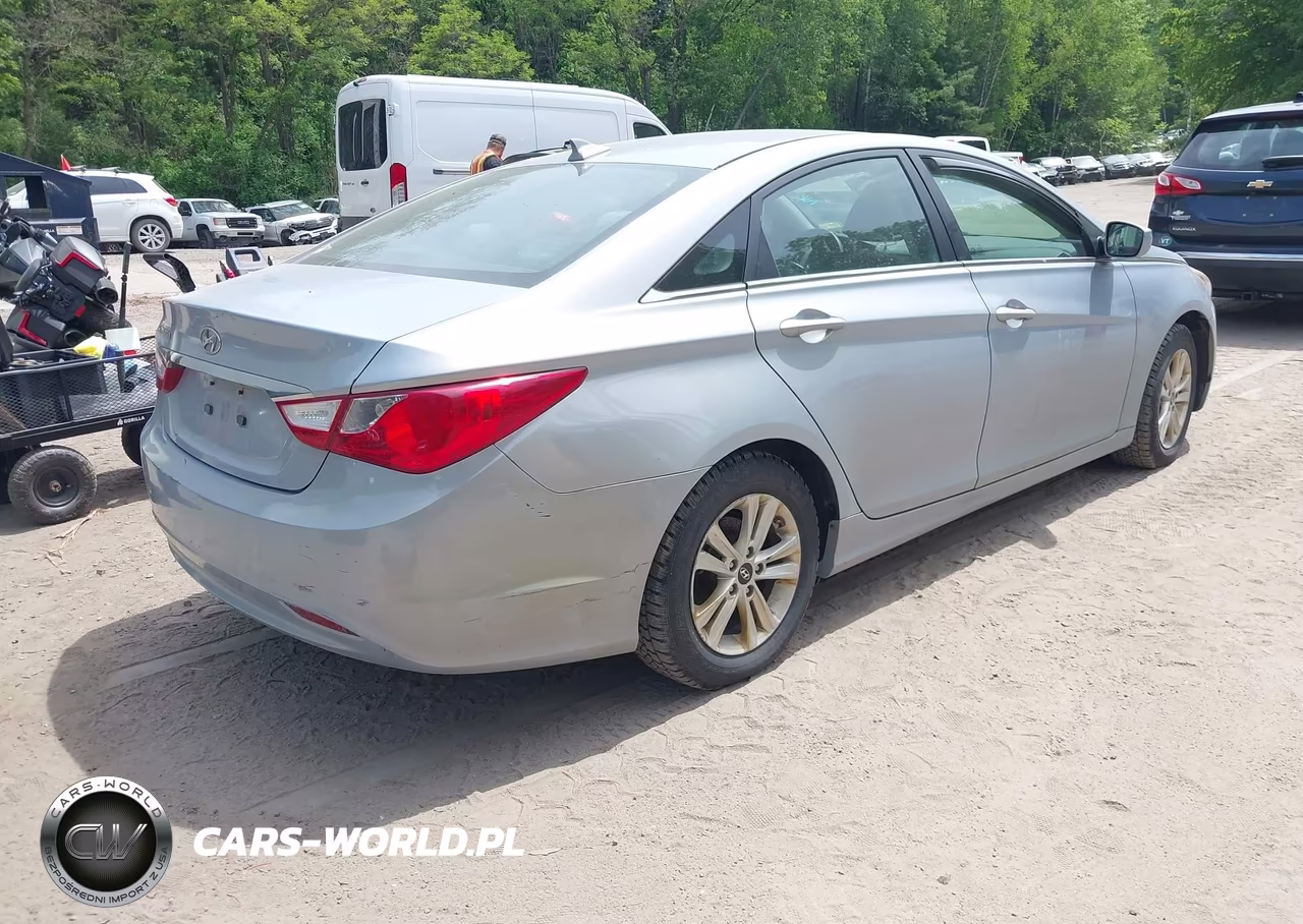 2013 Hyundai Sonata Gls VIN:5NPEB4ACXDH749543 - 4