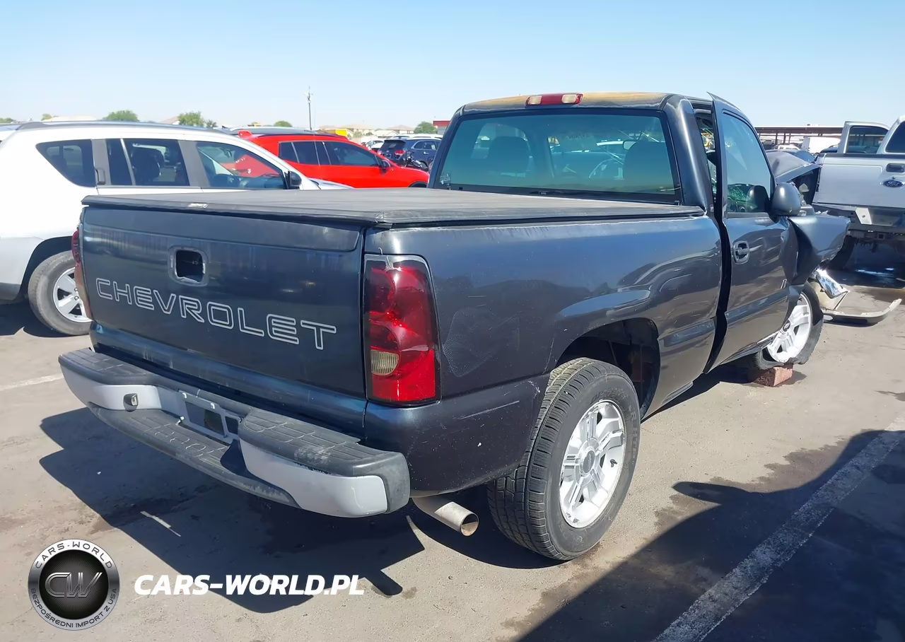 2005 Chevrolet Silverado 1500 Work Truck VIN:1GCEC14X05Z115095 - 4
