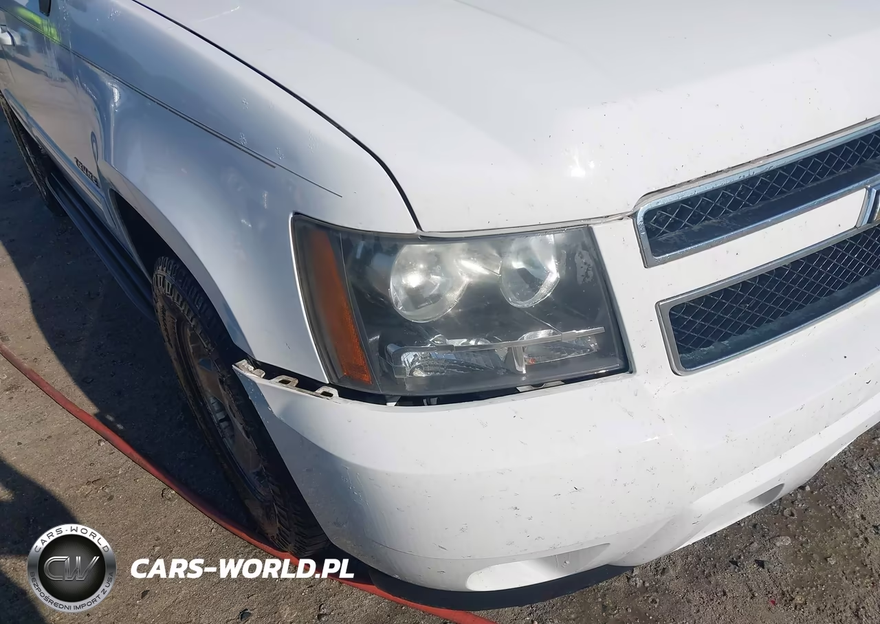 2011 Chevrolet Tahoe Lt VIN:1GNSCBE02BR247837 - 17