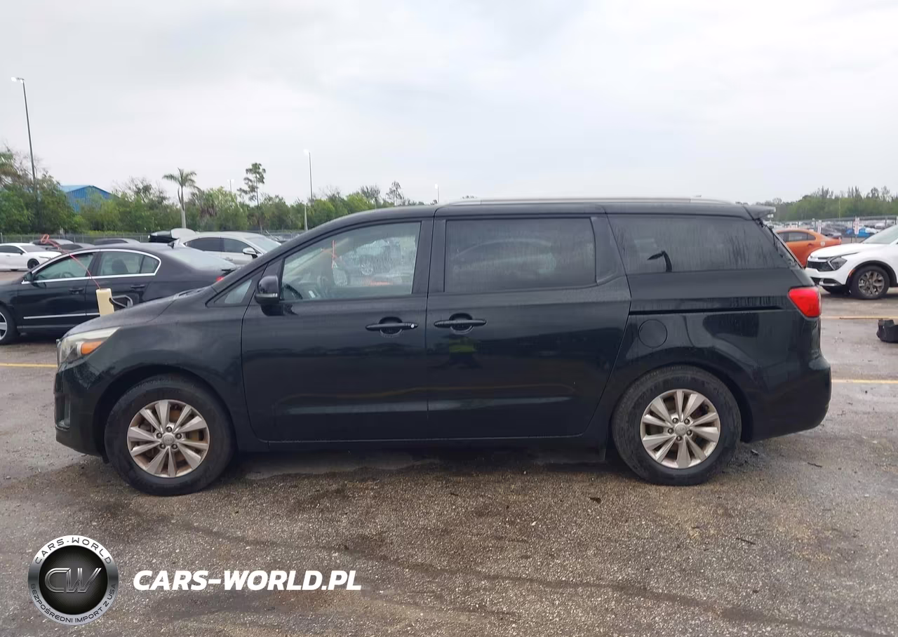 2015 Kia Sedona Lx VIN:KNDMB5C13F6042617 - 14
