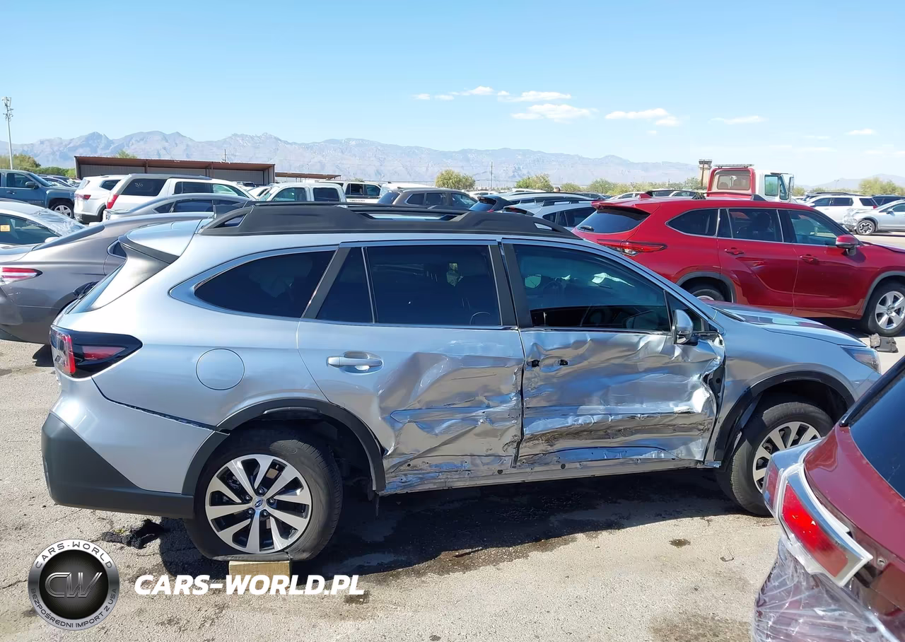 2020 Subaru Outback Premium VIN:4S4BTACC0L3249716 - 13