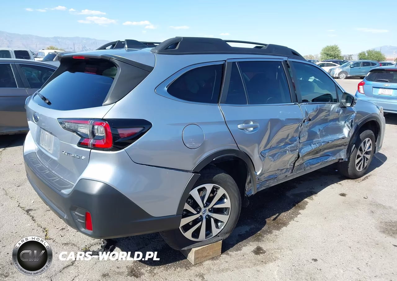 2020 Subaru Outback Premium VIN:4S4BTACC0L3249716 - 4
