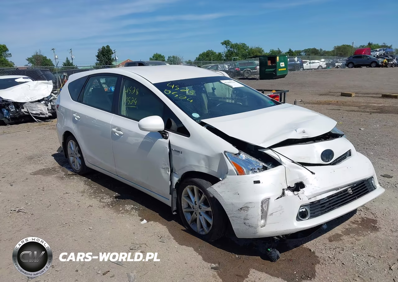 2014 Toyota Prius V Five – zdjęcie 1 z 16