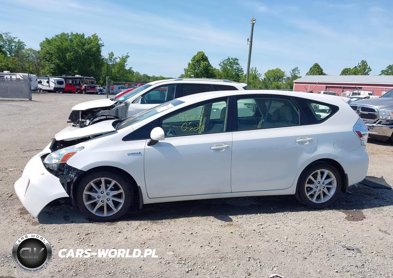 2014 Toyota Prius V Five VIN:JTDZN3EU5E3357590 - 14
