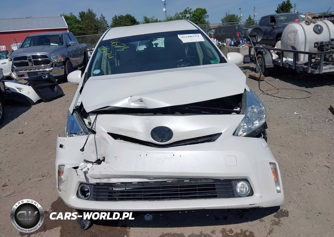 2014 Toyota Prius V Five VIN:JTDZN3EU5E3357590 - 6