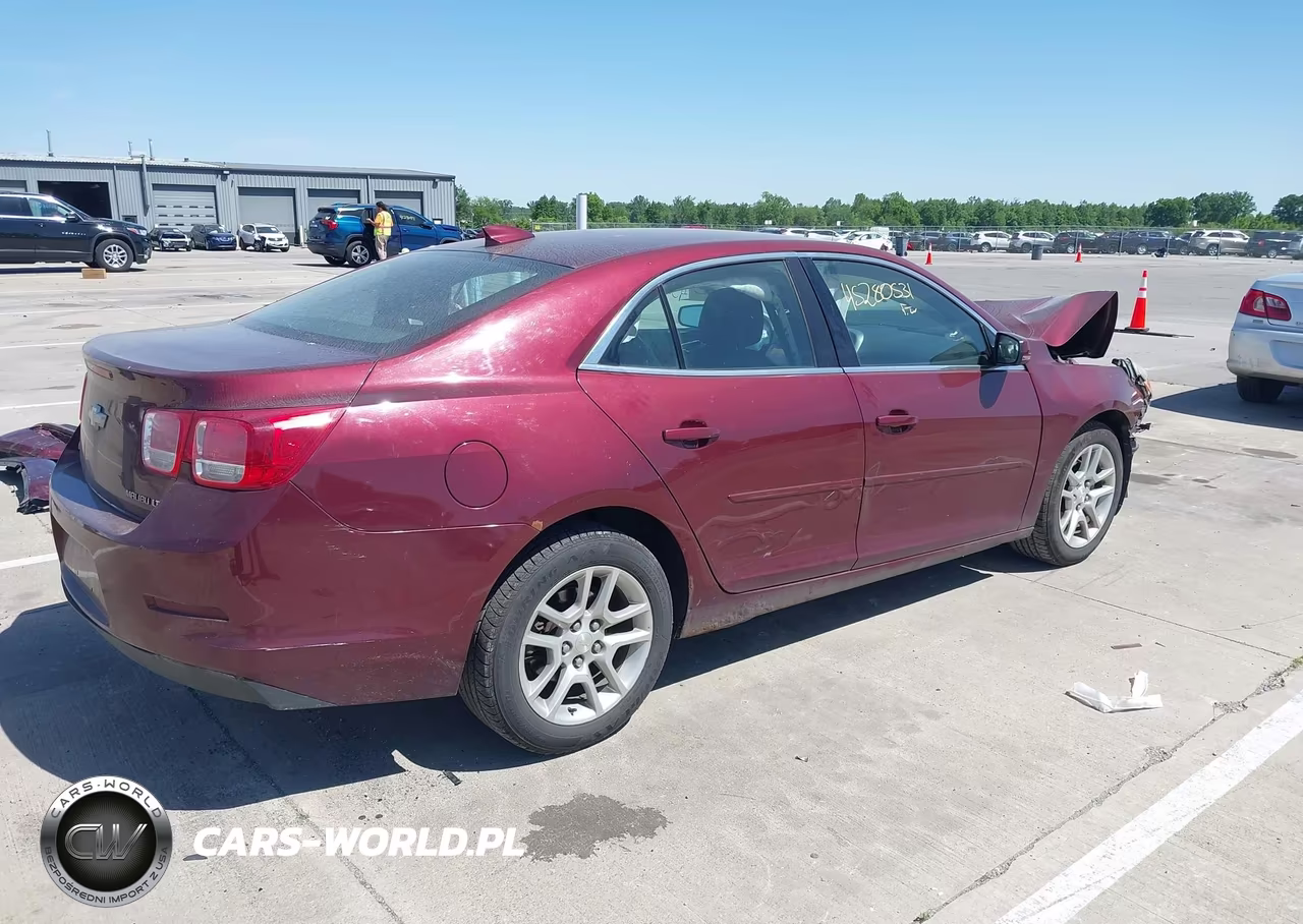 2015 Chevrolet Malibu 1Lt VIN:1G11C5SL0FF114997 - 4