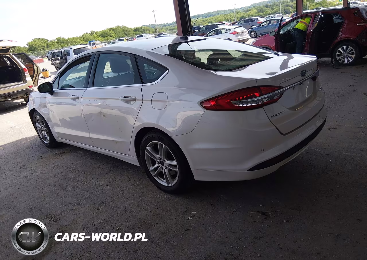 2018 Ford Fusion Se VIN:3FA6P0H74JR192070 - 3