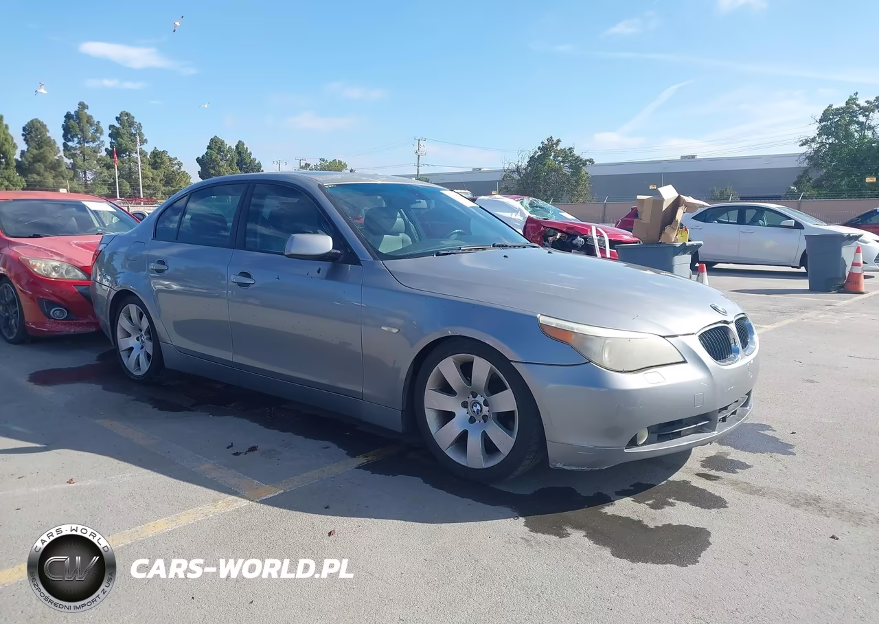 2004 BMW 530I