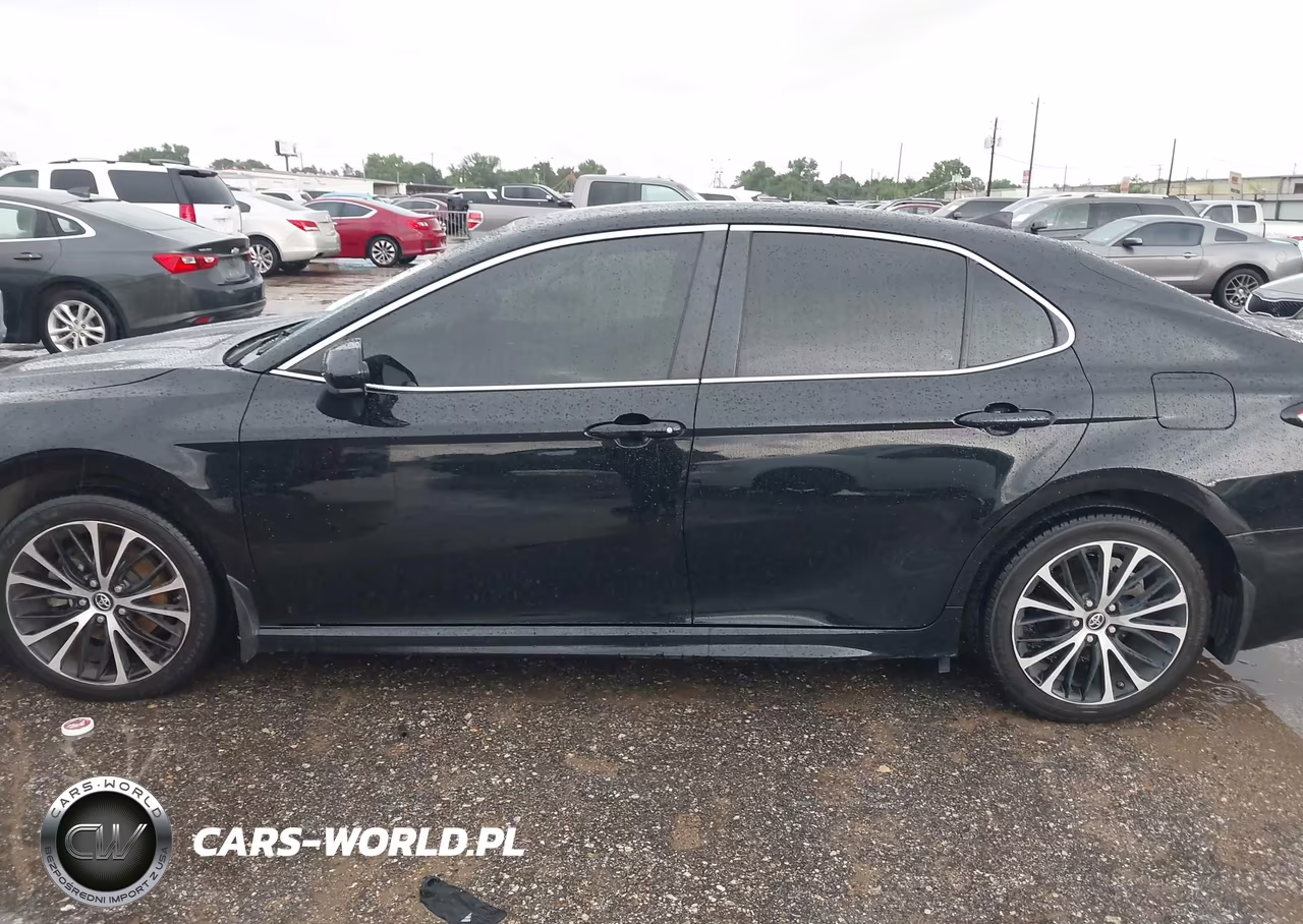 TOYOTA CAMRY VIN:4T1B11HK2KU751268 - 14