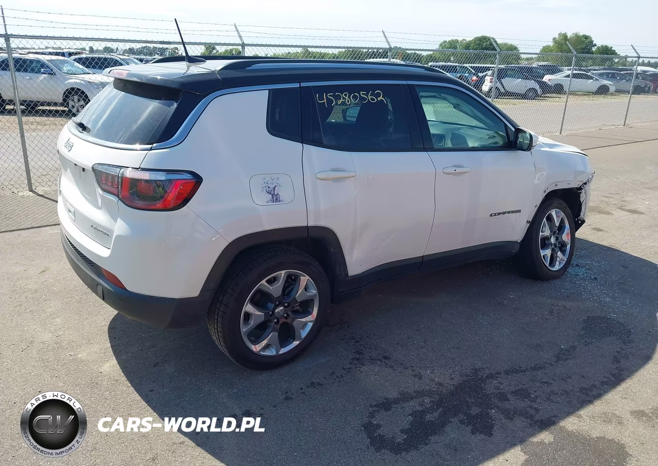 2019 Jeep Compass Limited 4X4 VIN:3C4NJDCB2KT748360 - 4