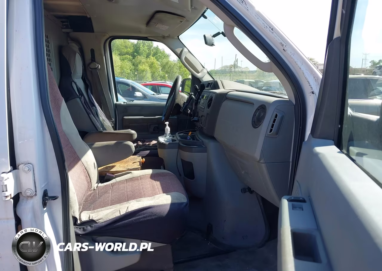 2009 Ford Econoline E250 Van VIN:1FTNE24W69DA34645 - 5