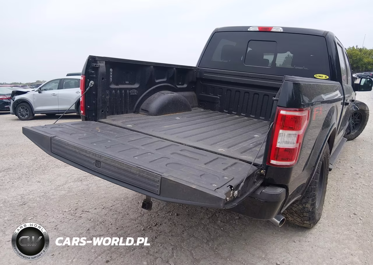 2018 Ford F-150 Xlt VIN:1FTEW1E53JKF90859 - 17