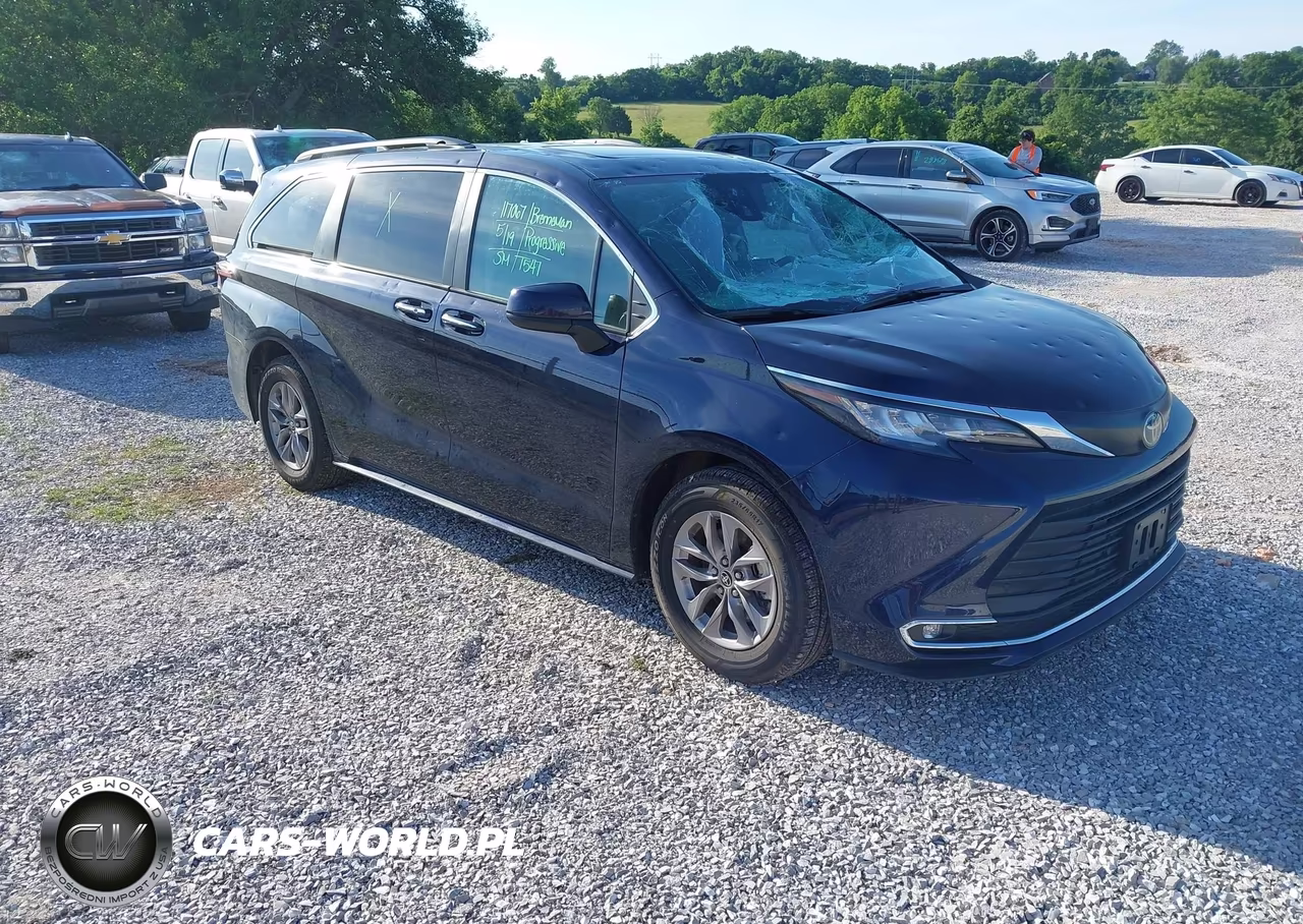 2022 Toyota Sienna Xle – zdjęcie 1 z 21