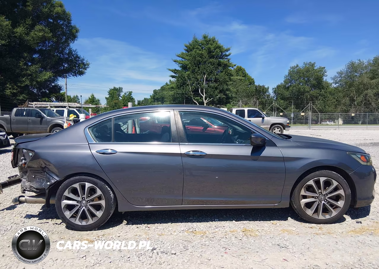 2015 Honda Accord Sport VIN:1HGCR2F50FA270884 - 13