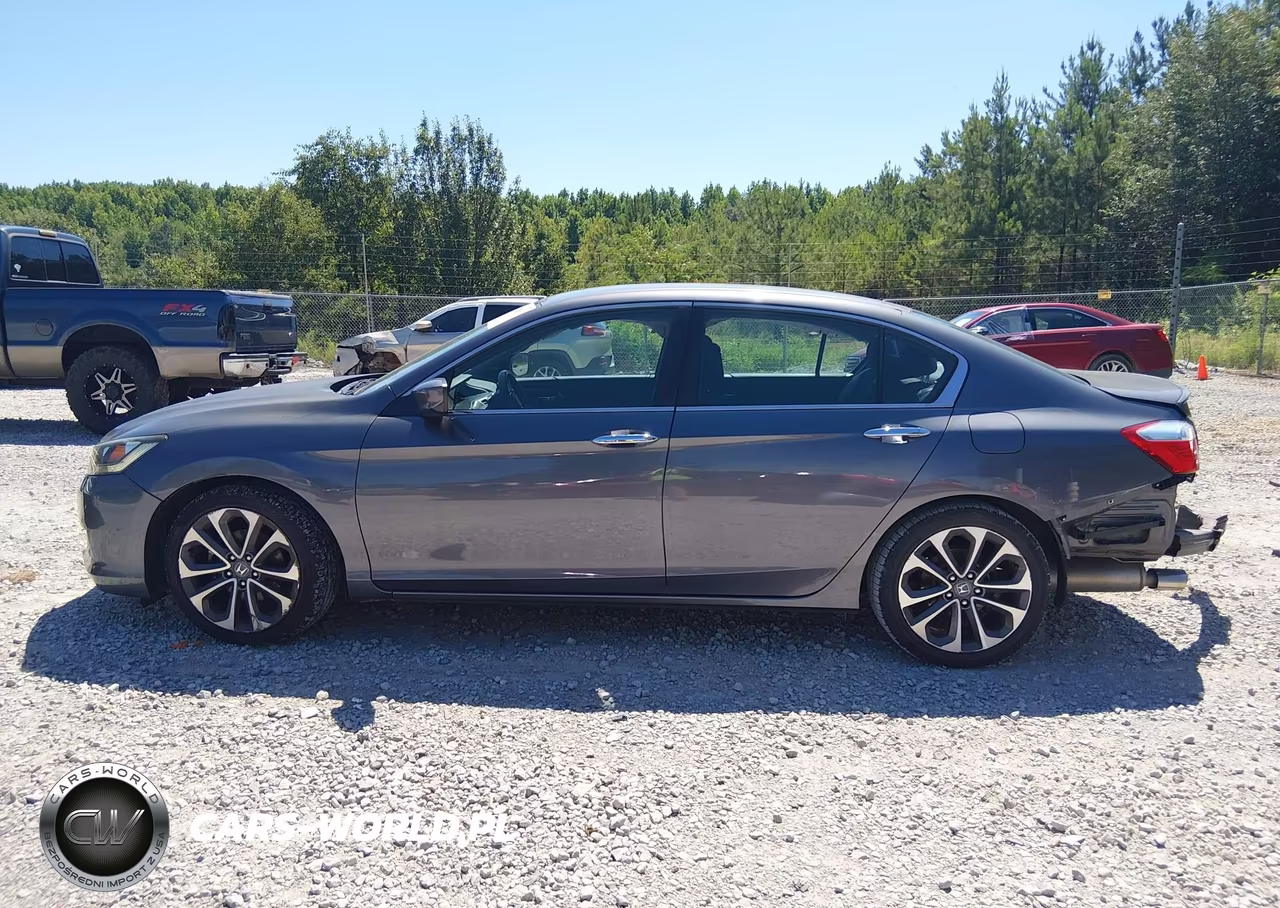 2015 Honda Accord Sport VIN:1HGCR2F50FA270884 - 14
