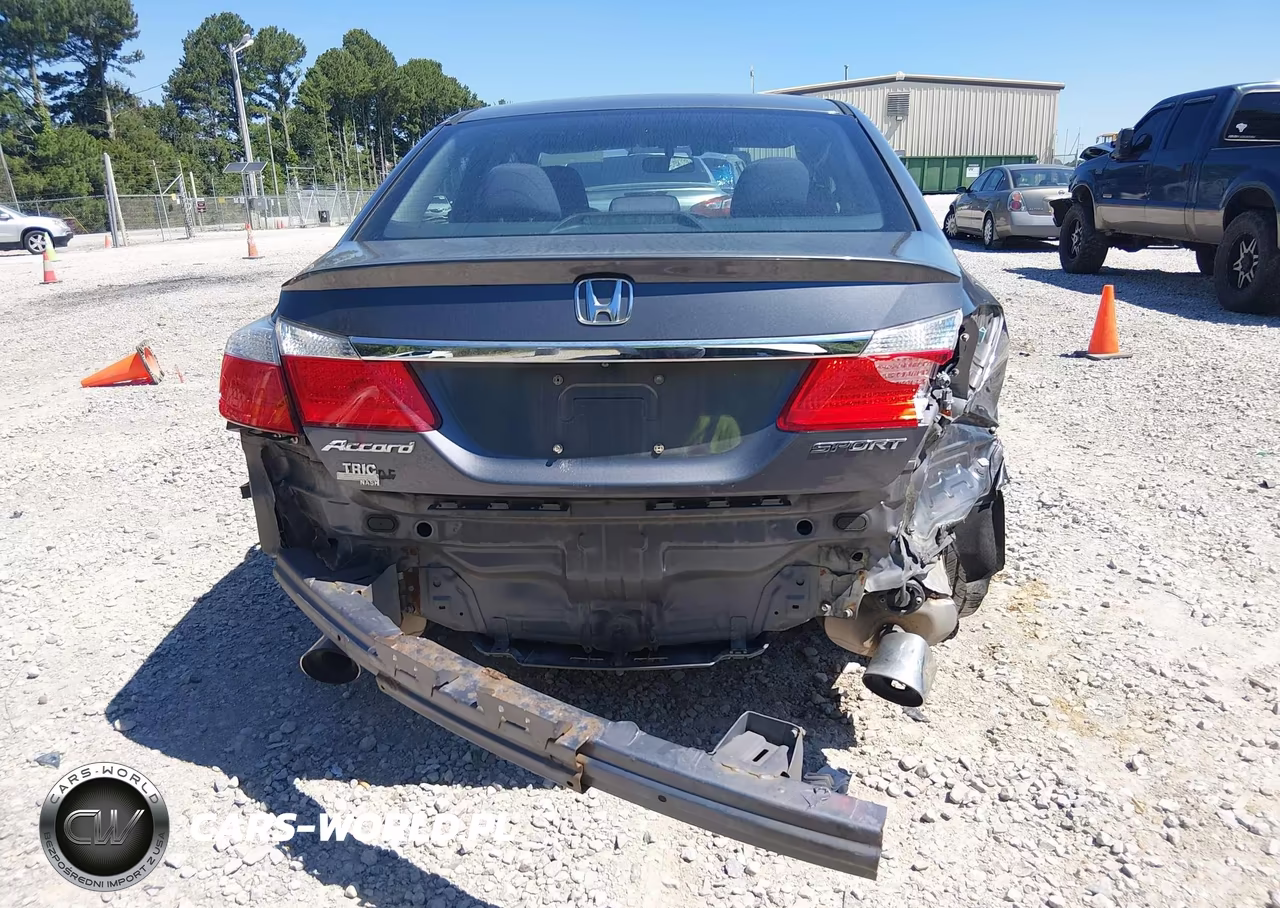 2015 Honda Accord Sport VIN:1HGCR2F50FA270884 - 16