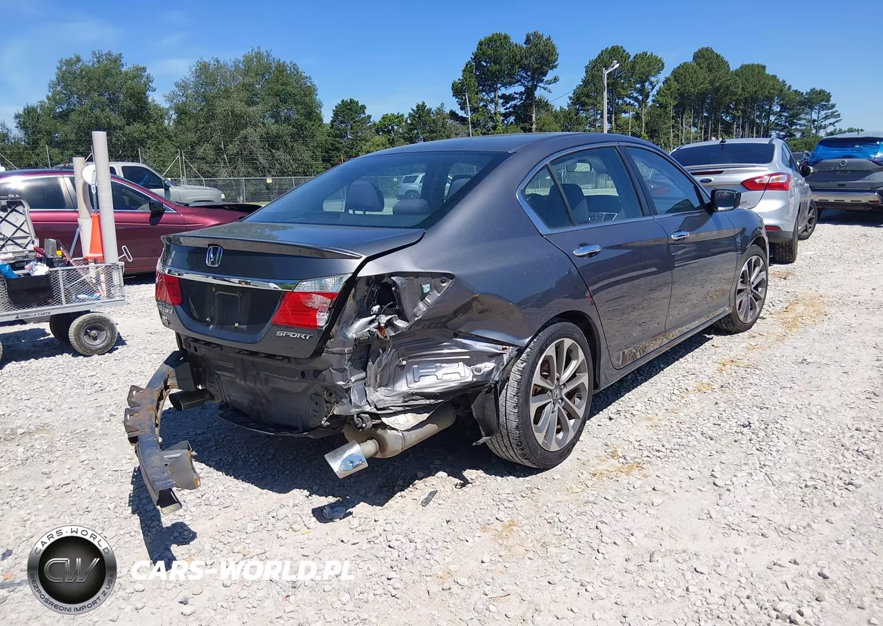 2015 Honda Accord Sport VIN:1HGCR2F50FA270884 - 4