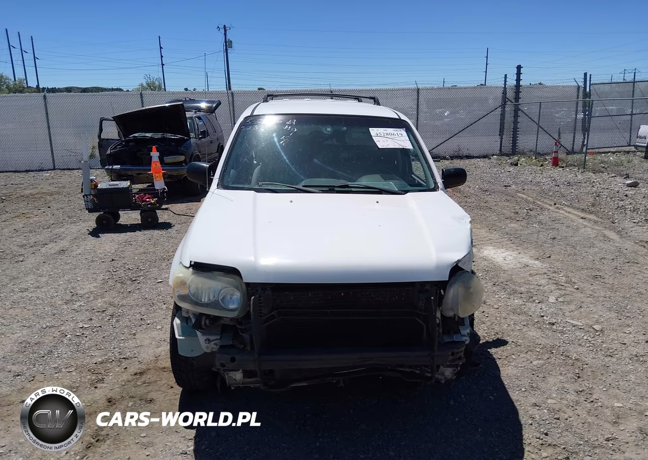 2005 Ford Escape Xlt VIN:1FMYU93105KA20157 - 13