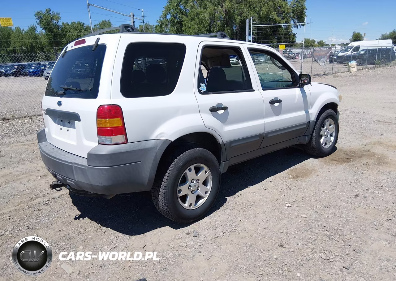 2005 Ford Escape Xlt VIN:1FMYU93105KA20157 - 4