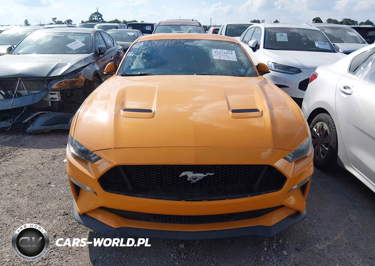 2018 Ford Mustang Gt Premium VIN:1FA6P8CFXJ5113677 - 11