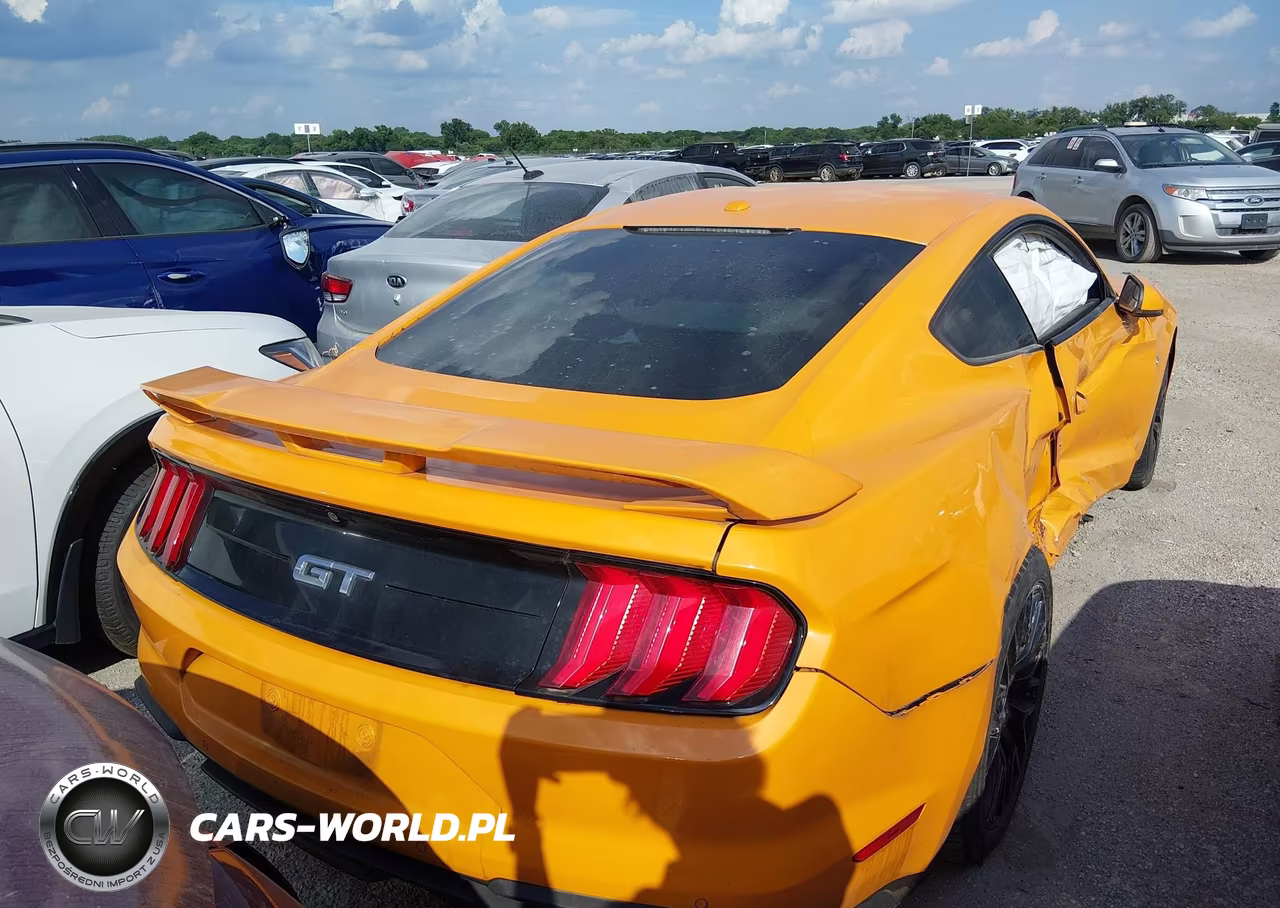 2018 Ford Mustang Gt Premium VIN:1FA6P8CFXJ5113677 - 15