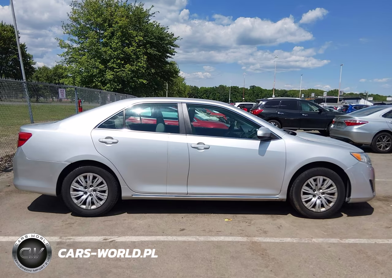 2014 Toyota Camry Le VIN:4T1BF1FK8EU353488 - 13