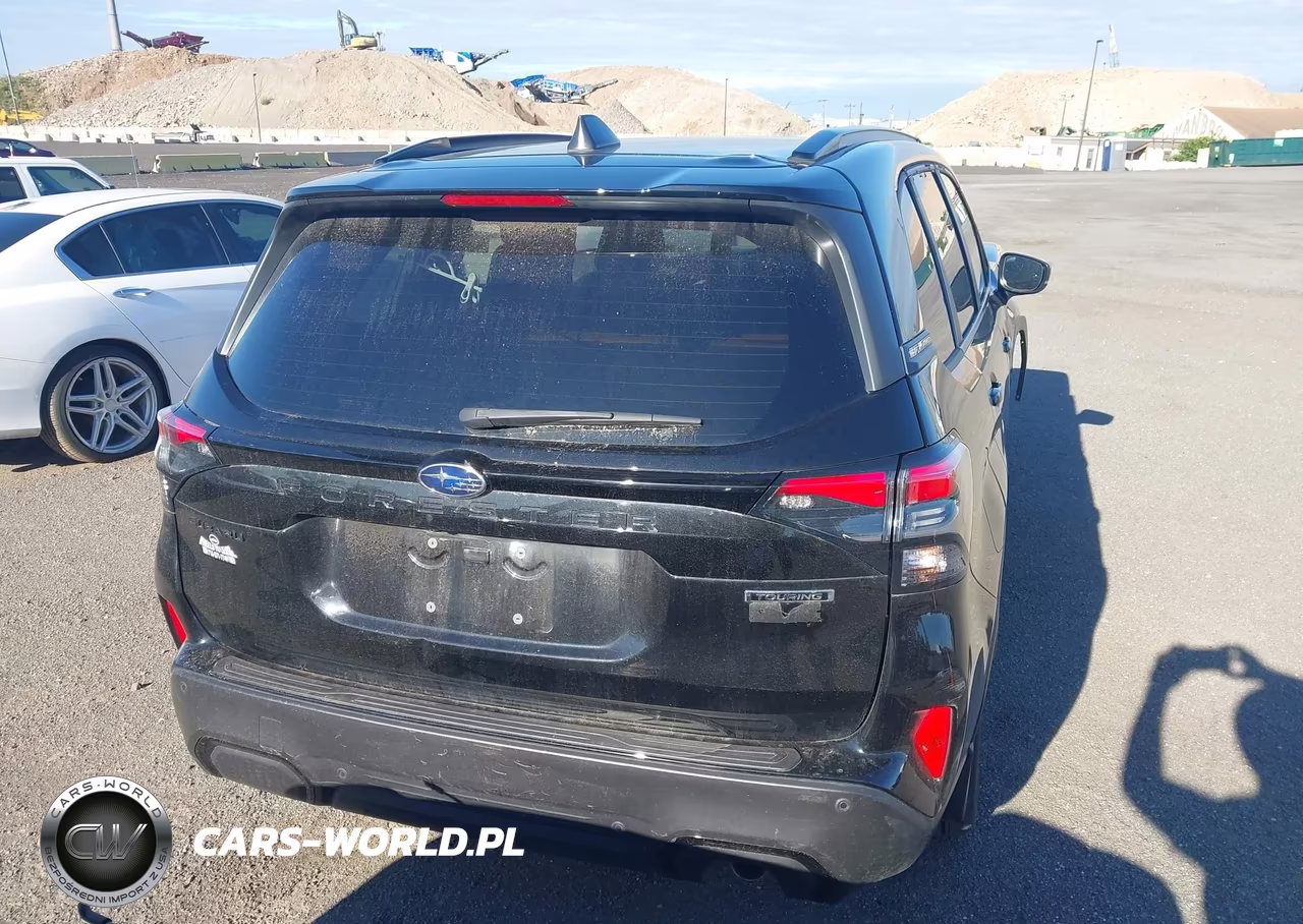 2025 Subaru Forester Touring VIN:JF2SLDTCXSH467462 - 16