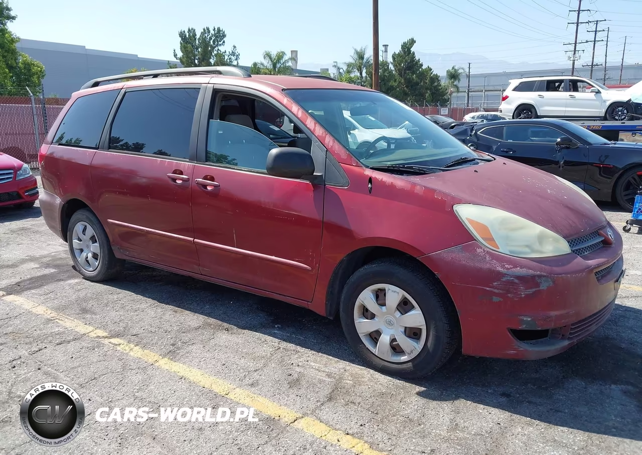 2005 Toyota Sienna Le