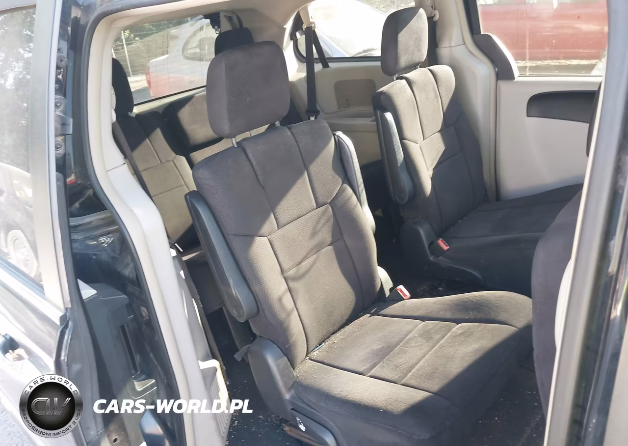 2011 Chrysler Town & Country Touring VIN:2A4RR5DG4BR605286 - 8