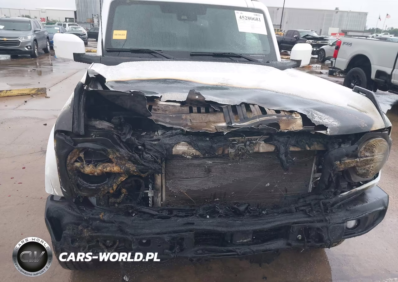 2025 Ford Bronco Outer Banks VIN:1FMEE8BP9SLB80236 - 6