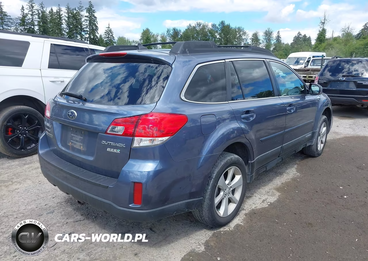 2014 Subaru Outback 2.5I Premium VIN:4S4BRBDC9E3260168 - 4