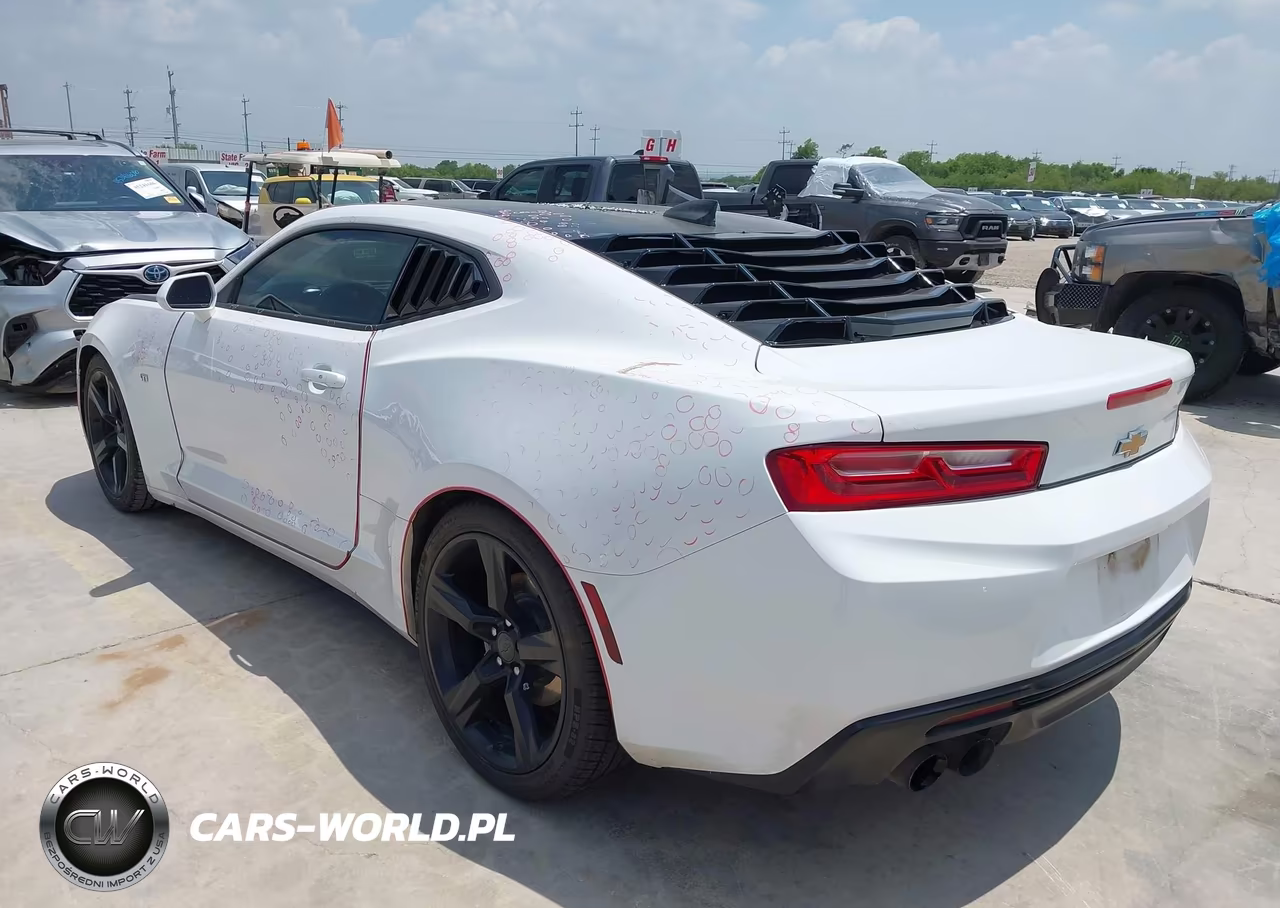2018 Chevrolet Camaro 1Lt VIN:1G1FB1RS3J0109562 - 3