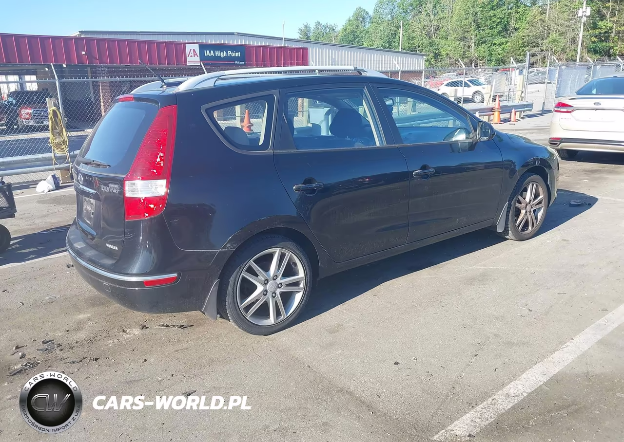 2011 Hyundai Elantra Touring Se VIN:KMHDC8AE7BU120063 - 4