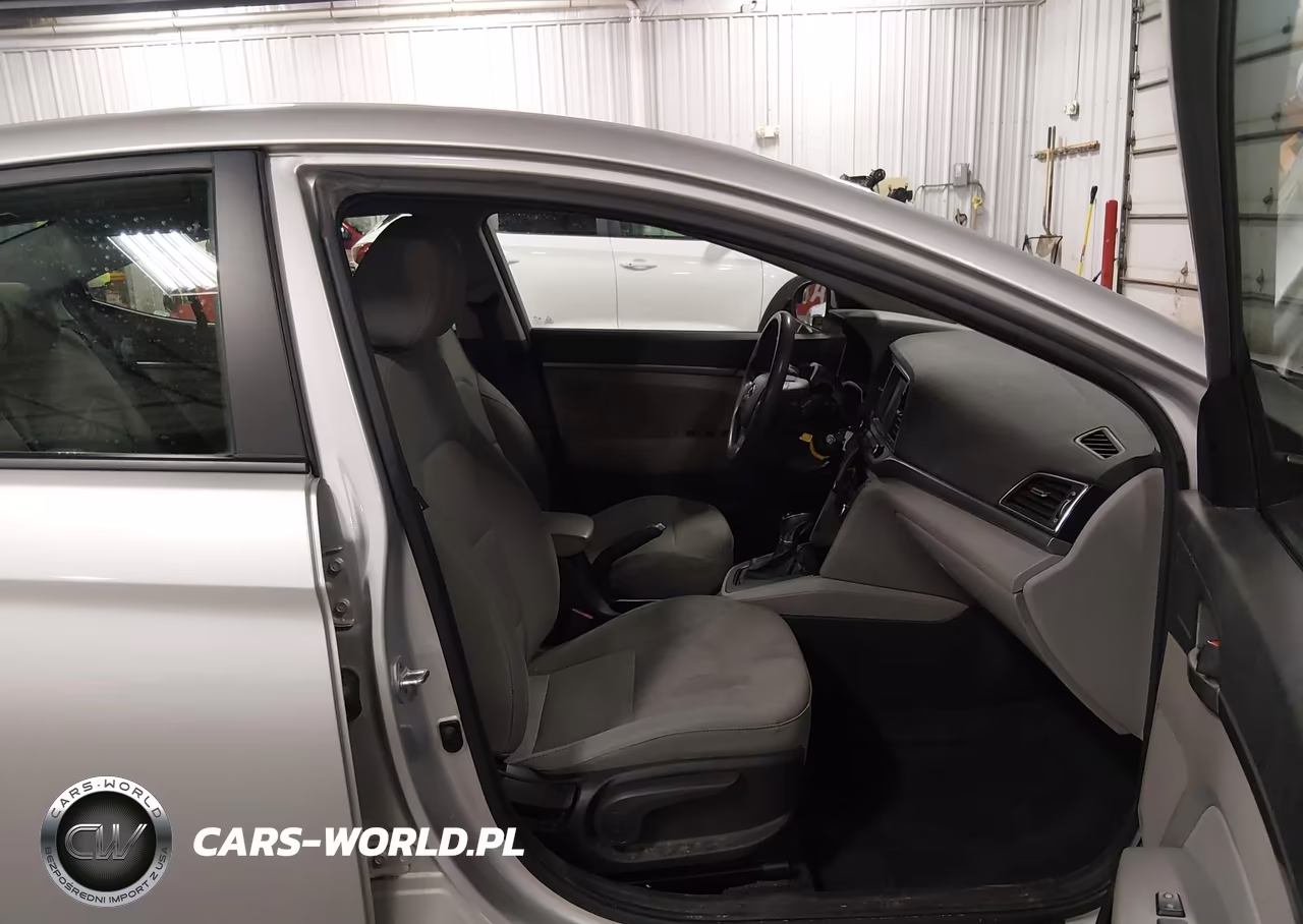 2017 Hyundai Elantra Se VIN:5NPD84LF6HH051650 - 5