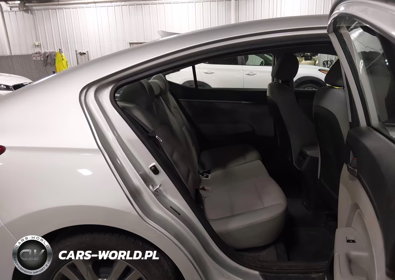 2017 Hyundai Elantra Se VIN:5NPD84LF6HH051650 - 8