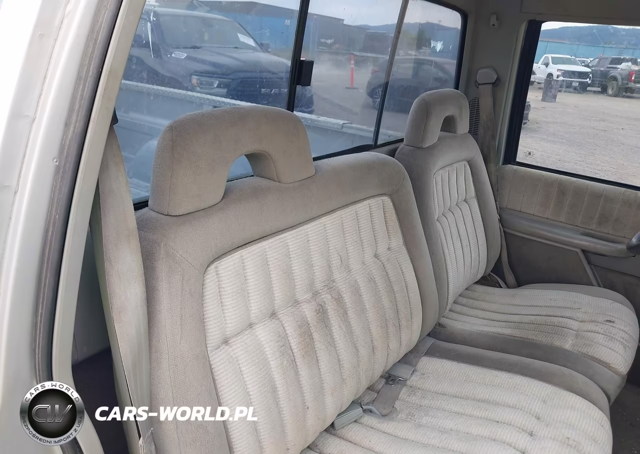 1994 GMC Sierra K2500 VIN:1GTFK24K8RE534634 - 8