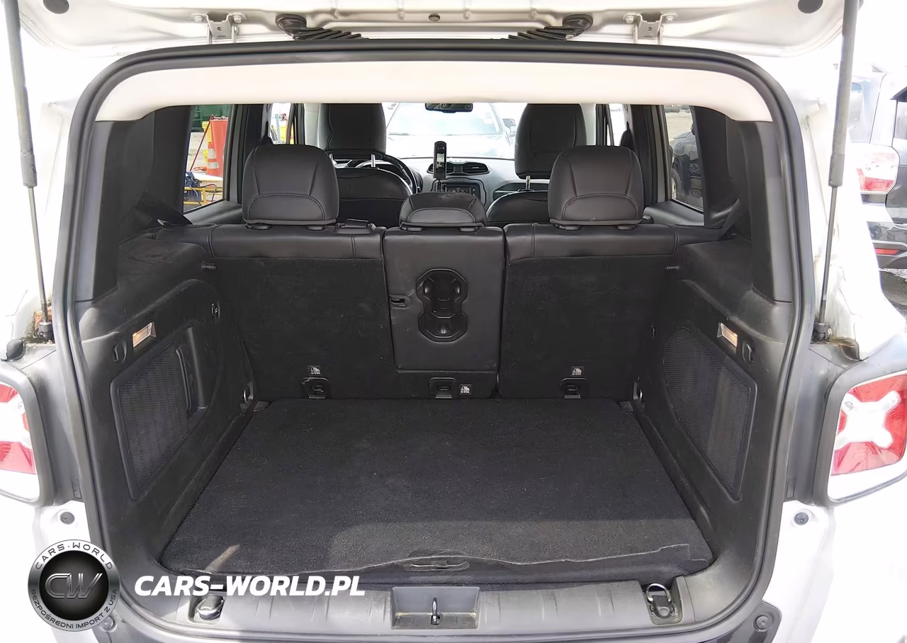 2015 Jeep Renegade Limited VIN:ZACCJBDT0FPB74312 - 17