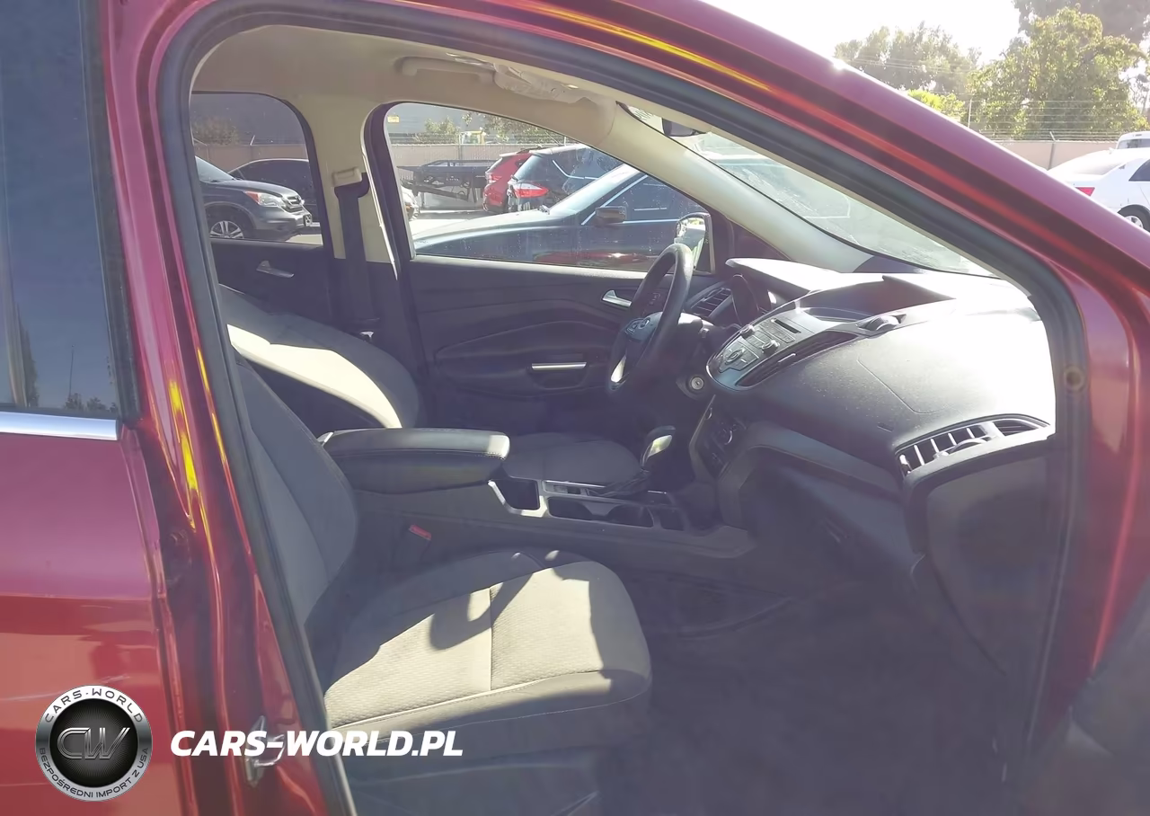 2018 Ford Escape Se VIN:1FMCU0GD4JUA42462 - 5