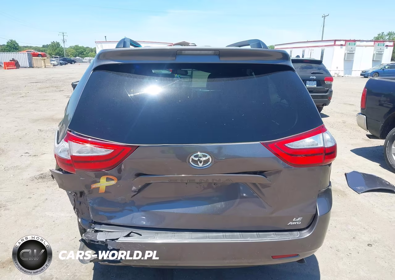 2016 Toyota Sienna Le 7 Passenger VIN:5TDJK3DC1GS129781 - 17