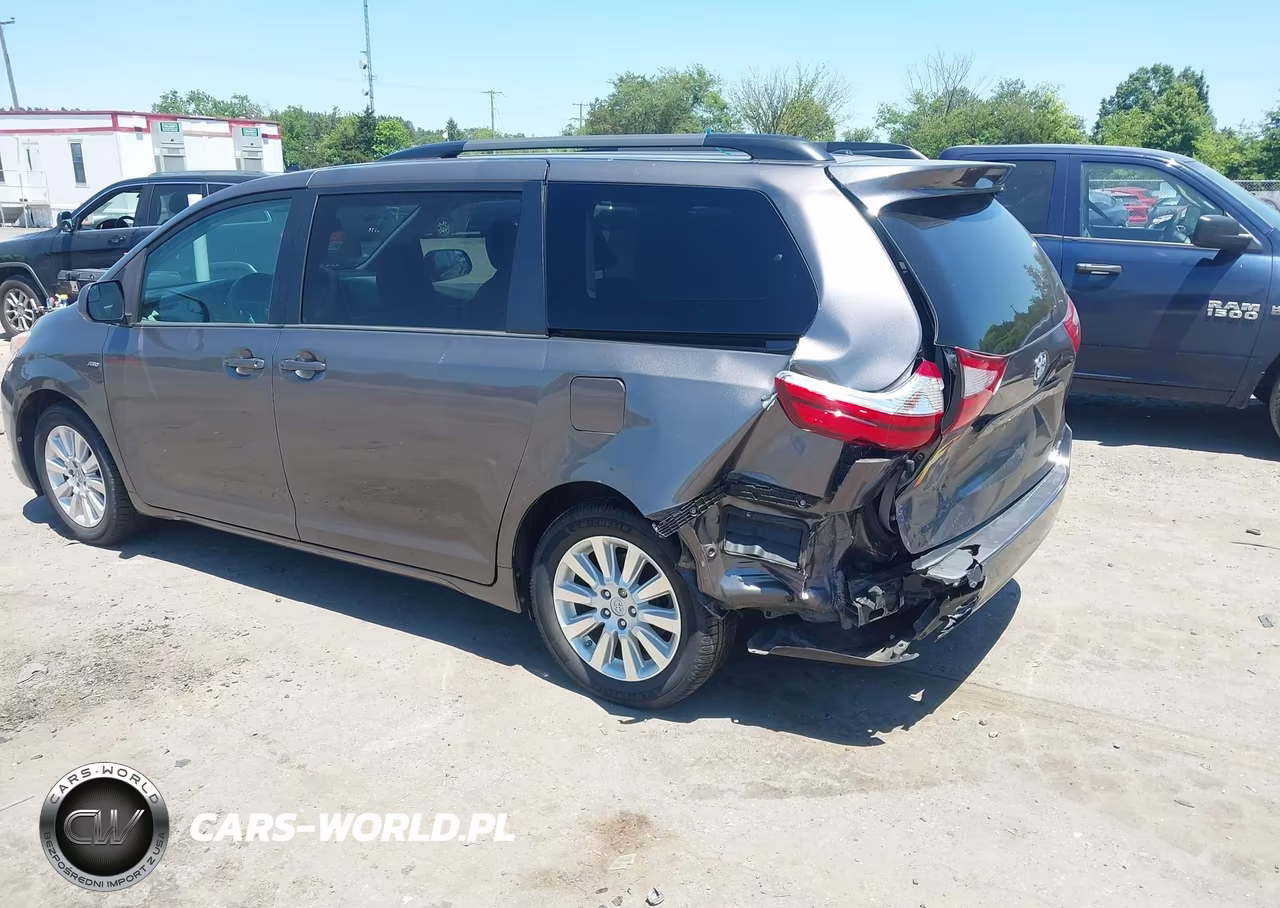 2016 Toyota Sienna Le 7 Passenger VIN:5TDJK3DC1GS129781 - 3
