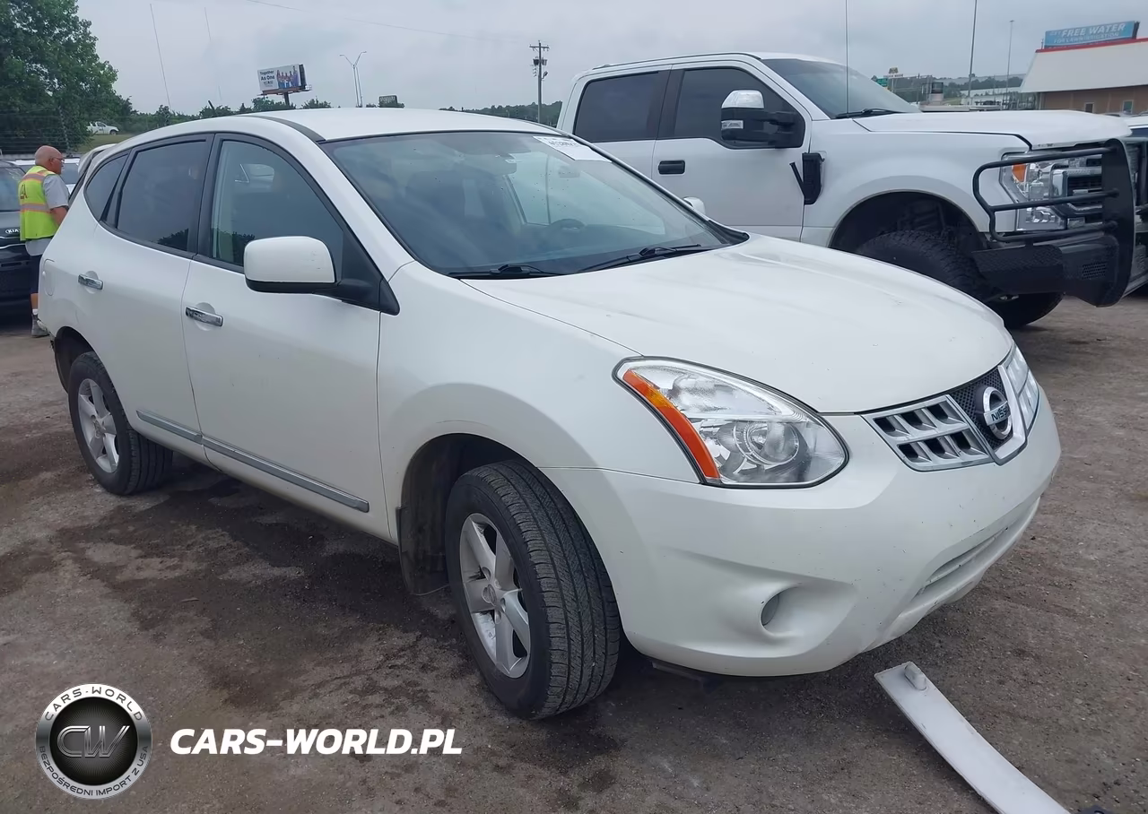 2013 Nissan Rogue S – zdjęcie 1 z 17