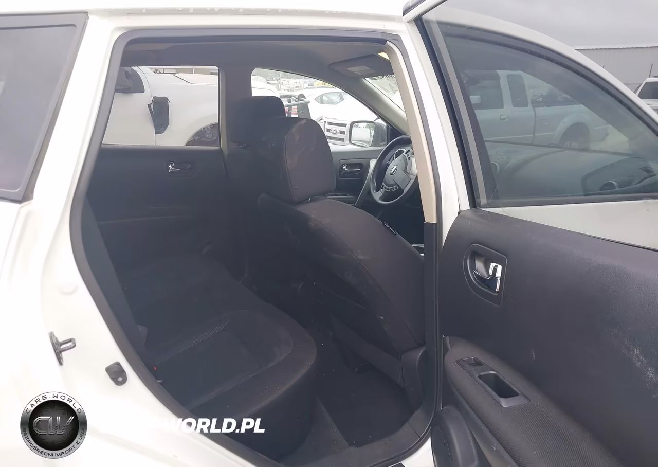 2013 Nissan Rogue S VIN:JN8AS5MV3DW620995 - 8