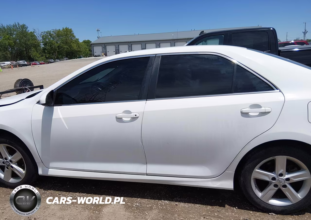 2013 Toyota Camry Se VIN:4T1BF1FK4DU668917 - 15