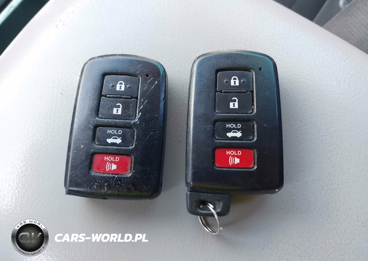 2012 Toyota Camry Hybrid Le VIN:4T1BD1FK5CU041633 - 11