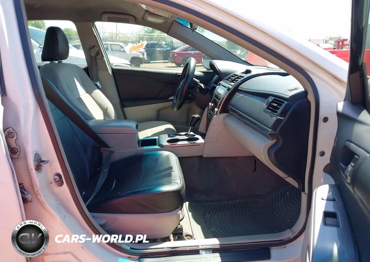 2012 Toyota Camry Hybrid Le VIN:4T1BD1FK5CU041633 - 5