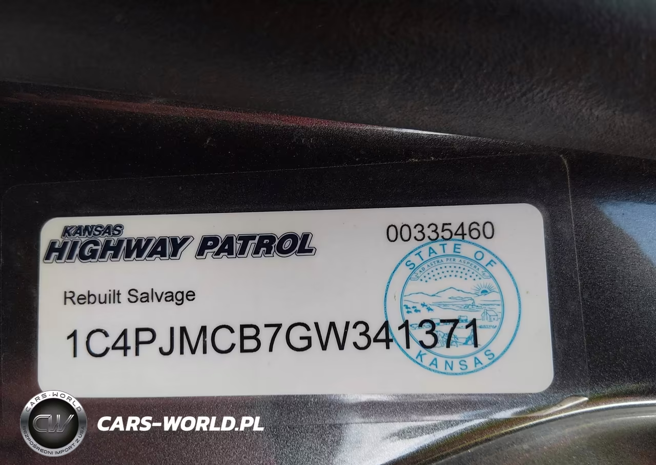 2016 Jeep Cherokee Latitude VIN:1C4PJMCB7GW341371 - 9