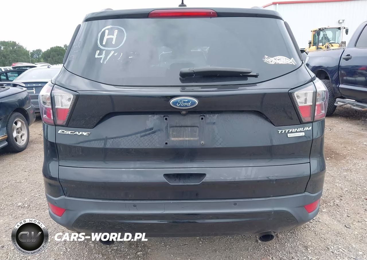2017 Ford Escape Titanium VIN:1FMCU0JD0HUC95135 - 16