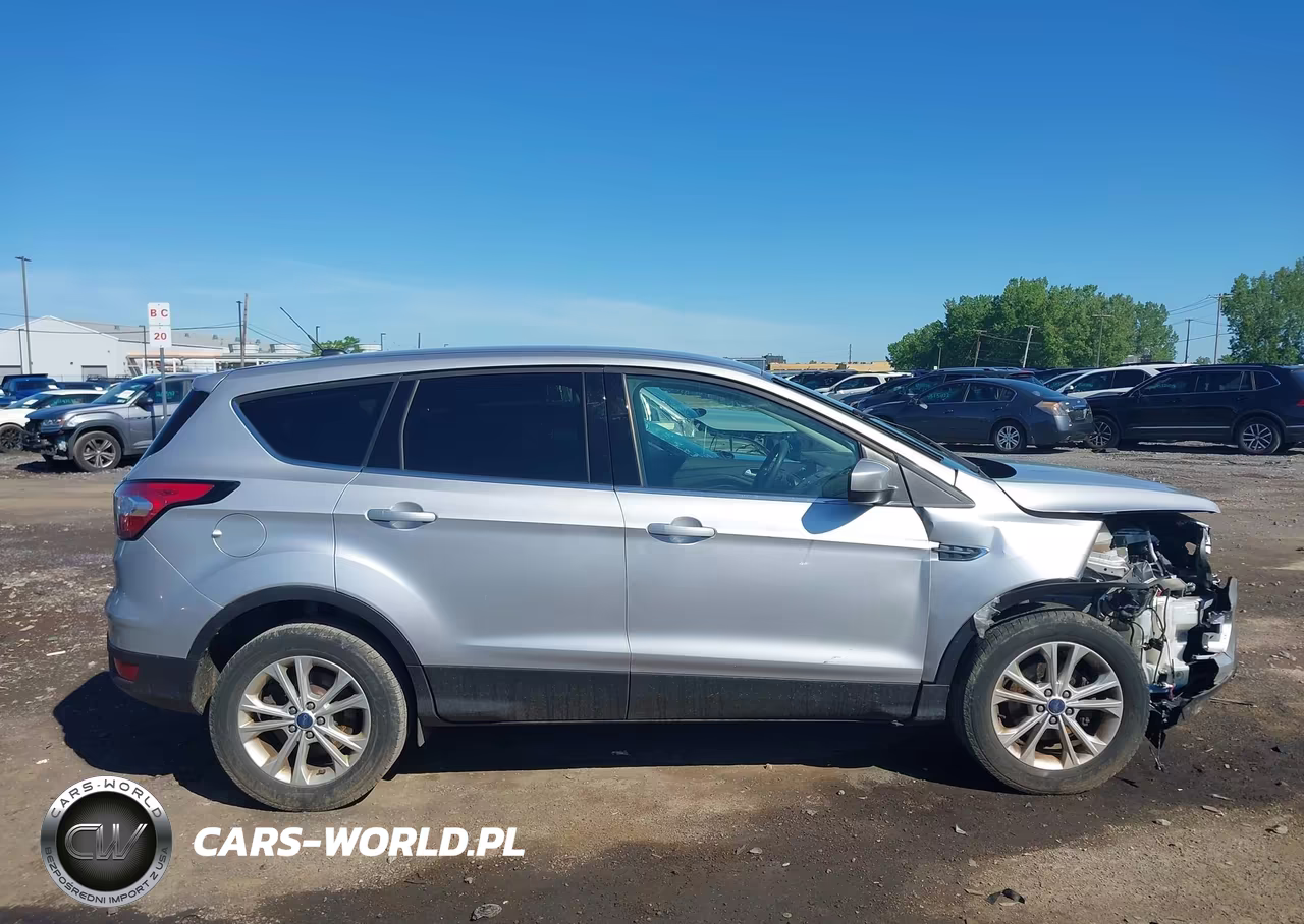 2017 Ford Escape Se VIN:1FMCU0GD8HUC08315 - 13